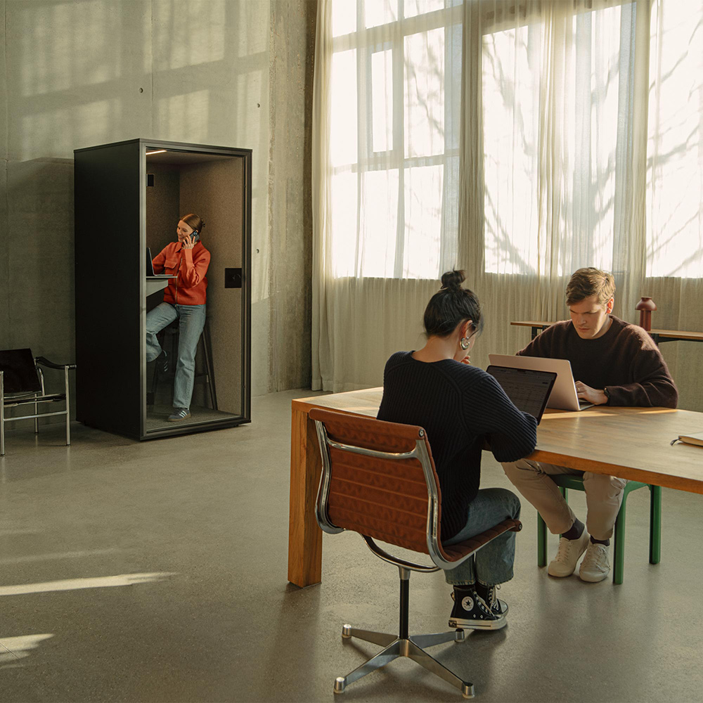 CUF MILANO Focus cabine téléphonique box acoustique bureau