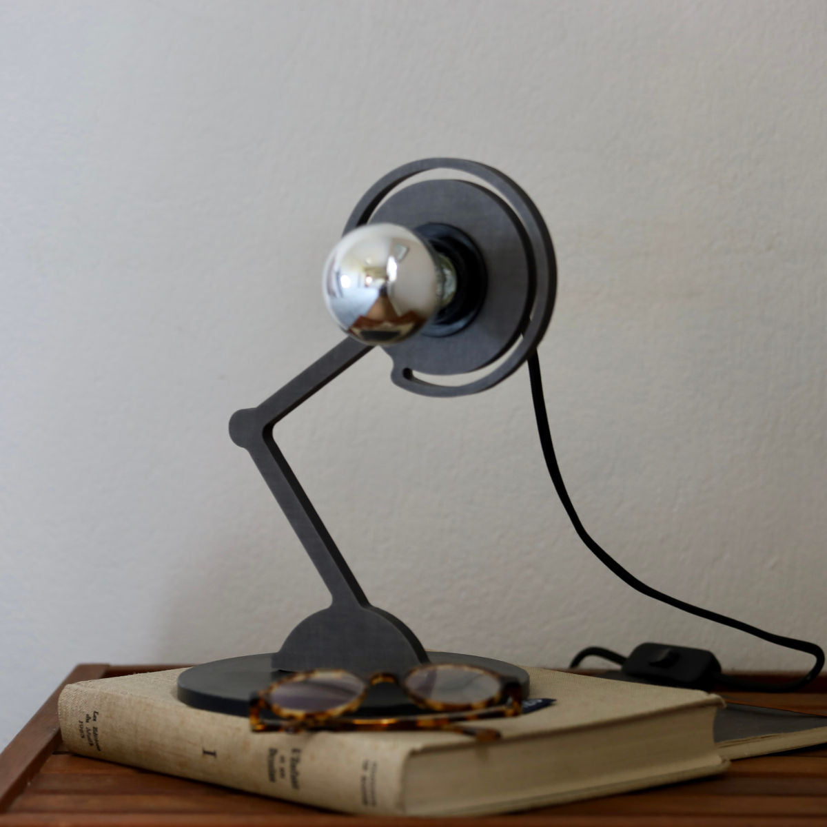 Tizu Monplaisir lampe Véronique avec ampoule bureau