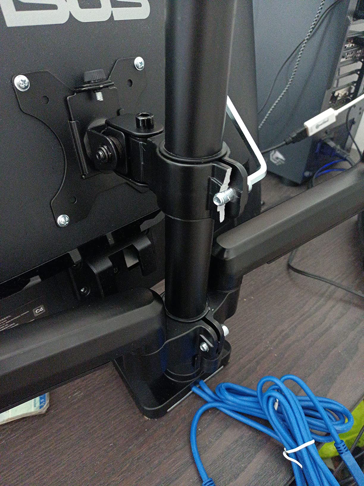 ErGear Monitor Mounts support 3 écrans 13-27" USB VESA