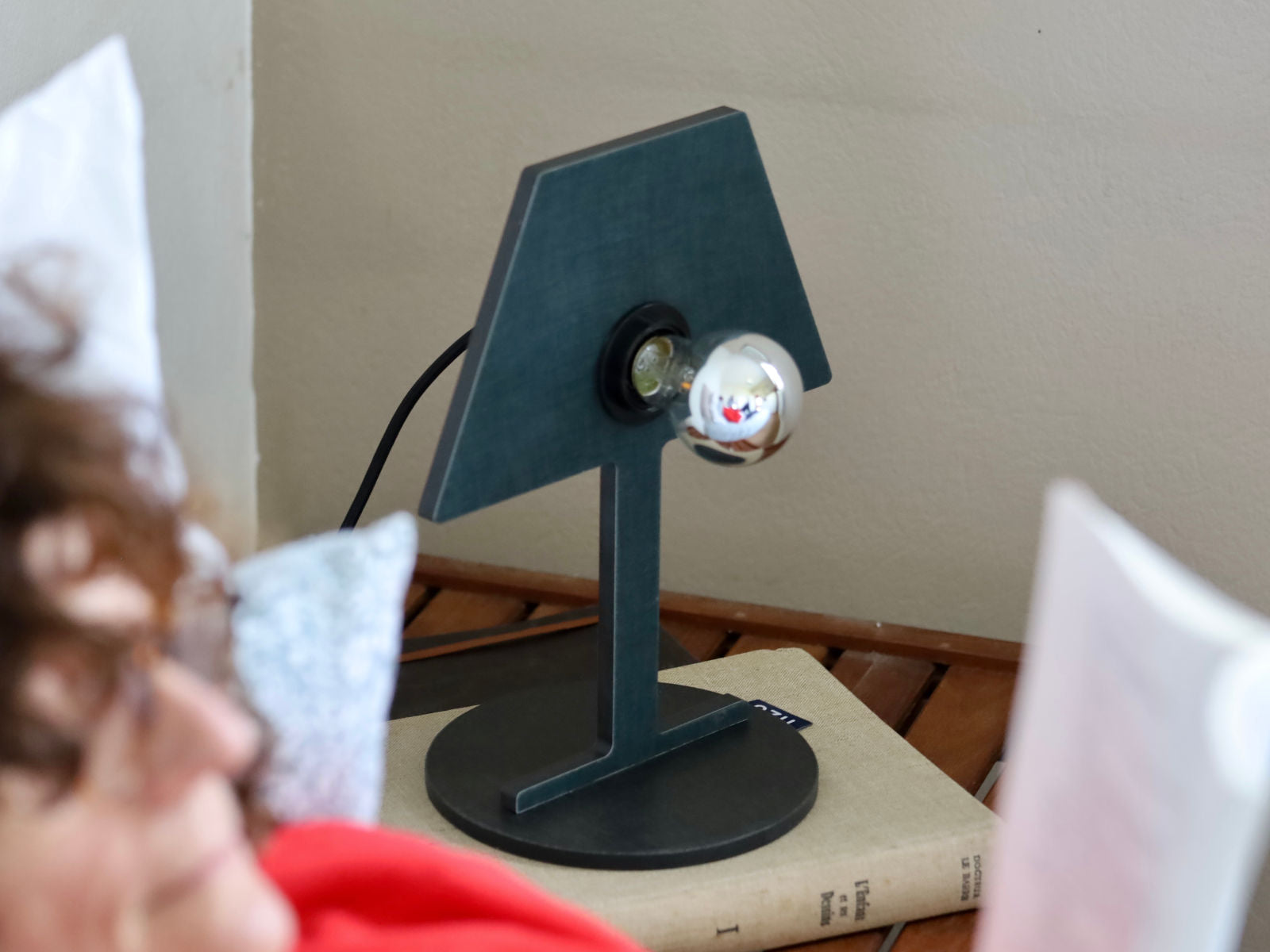 Tizu Monplaisir lampe Véronique avec ampoule bureau