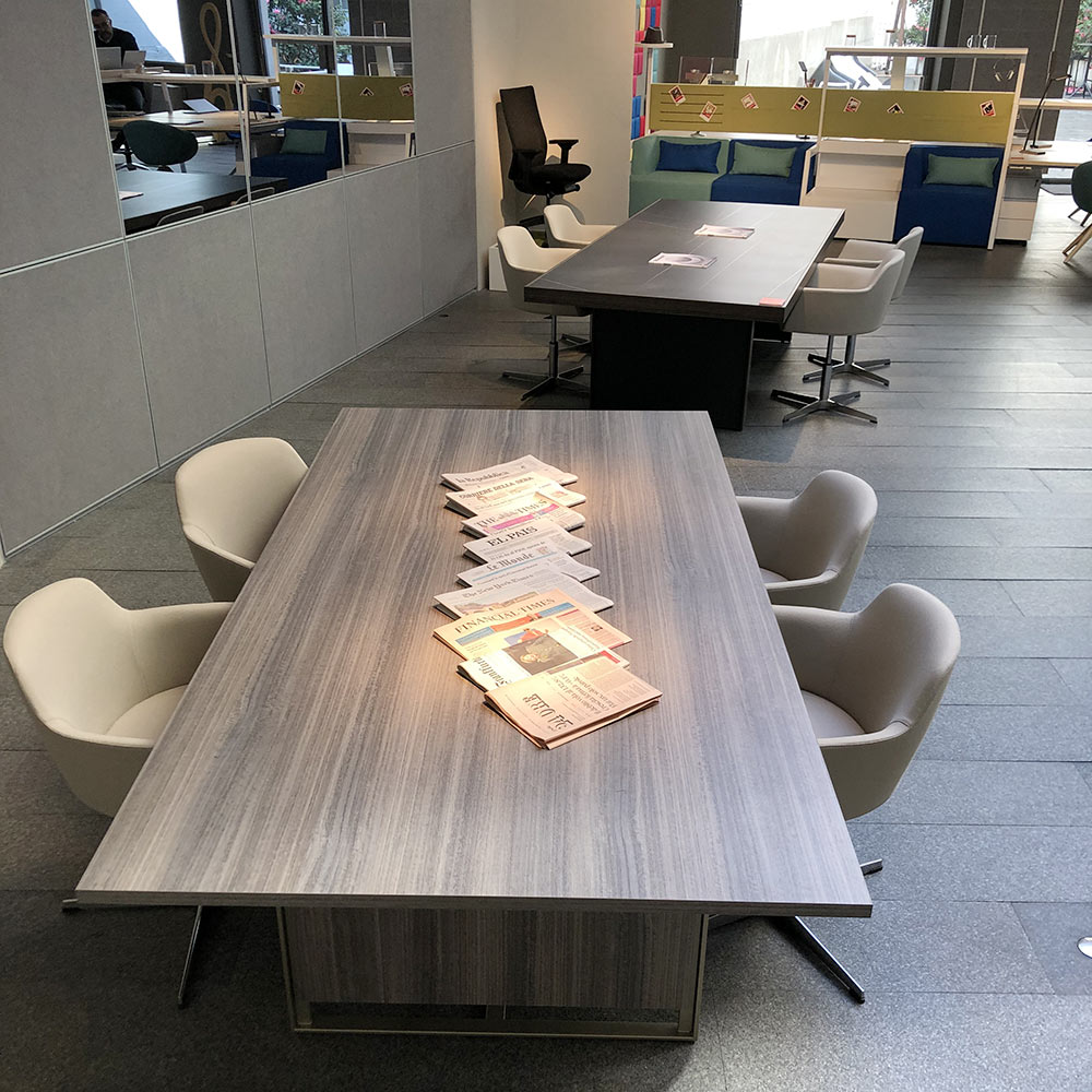 CUF Milano Magenta Meeting table réunion bureau poste travail